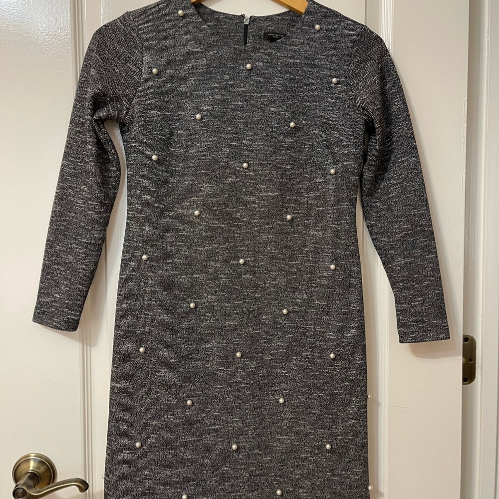 BOGO 🚨 Ann Taylor Pearl Dress